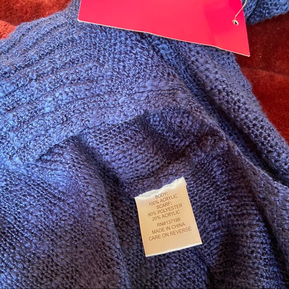 NWT Oh! MG OMG knit crew neck blue sweater - Picture 8 of 8